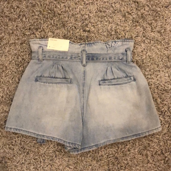 Paperbag Mom Short - Picture 2 of 4